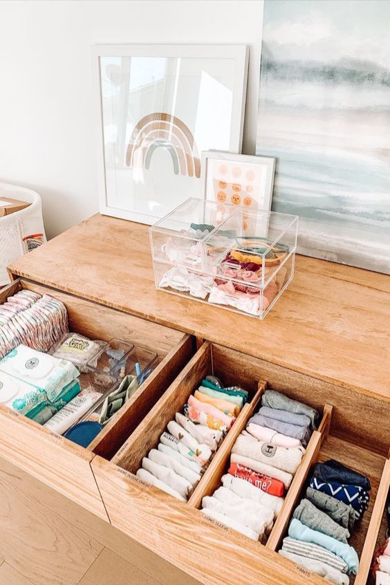 Dressers & Drawers